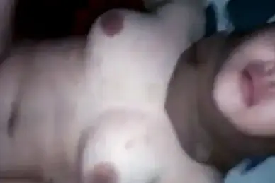 Bokep Indo Genjot Memek Mulus Adek Jilbab Coklat