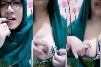 Bu Haji Tobrut Hijab Hijau Ngentot Liar Indo